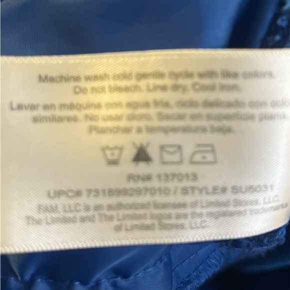 The Limited Royal Blue Cropped Pant Size 10 - Picture 9 of 9